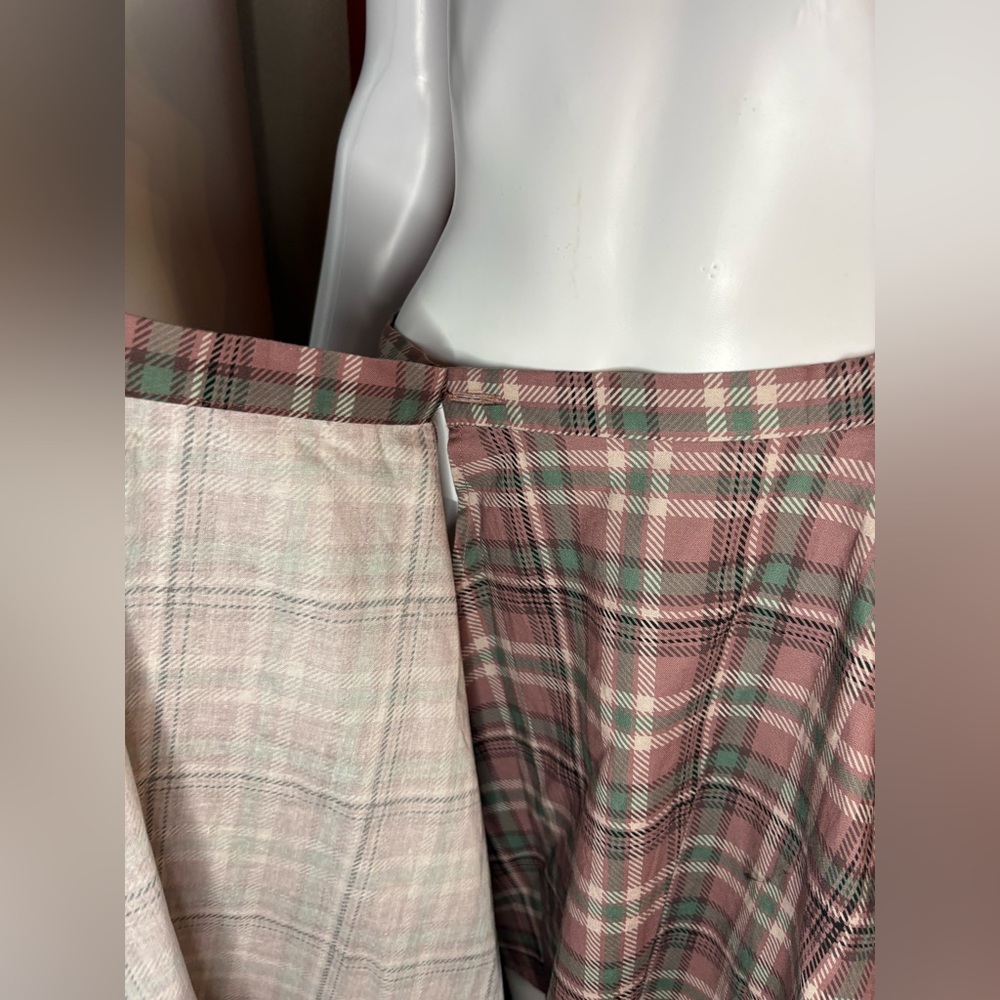 NWT Selkie The Soft Grunge School Wrap Skirt - Mauve/Green Plaid. Size M - Picture 4 of 7
